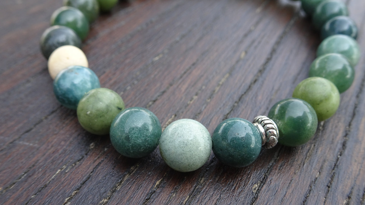 Bracelet perles naturelles 8 mm vert foncé - BR145