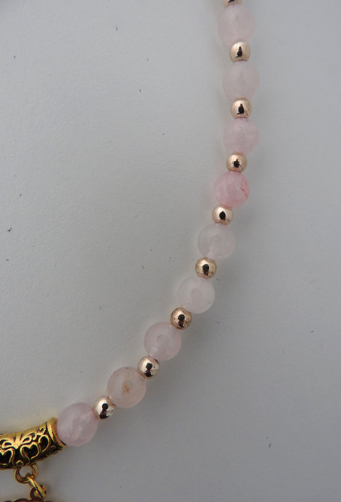 Collier en perles naturelles roses - CO126