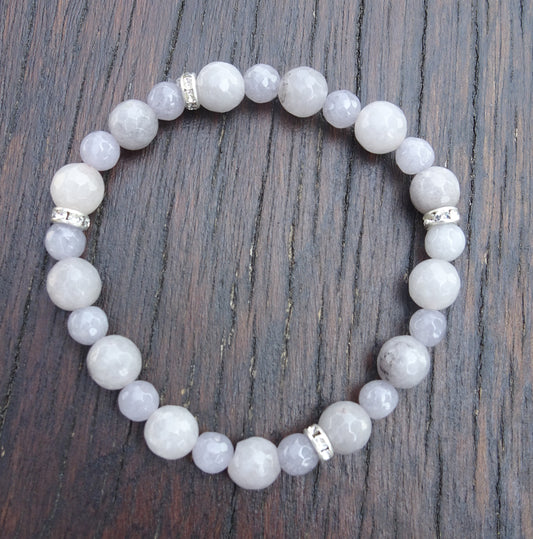 Bracelet perles naturelles 6 et 8mm facettées grises - BR146